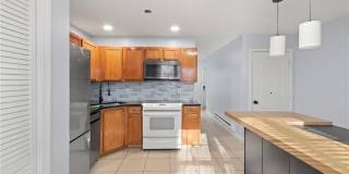 102 Dixon Street unit: 12 Gallery 1