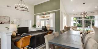 Timberwalk at Mandarin Gallery 10