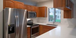 Beautifully Remodeled 2 Bed 2 Bath Redmond Condo! Gallery 5