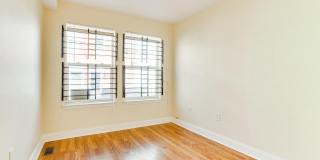 1837 N WILLINGTON Street Gallery 4