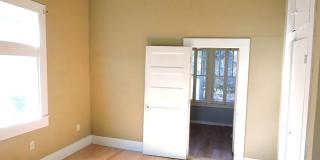 Great Garden District Cottage Gallery 11