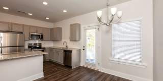 Single Family Home With Spacious Fenced Backyard! Gallery 19