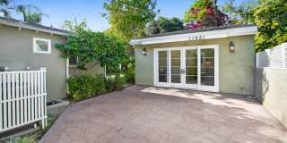 Luxurious Remodeled Home with ADU in Valley Village Gallery 21