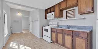 Duplex for Rent in the Heart of SA! Gallery 9