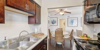 Northlake Village Apartments Gallery 11