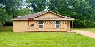 Tour Today! 3 Bedroom, 2 Bathroom Home! Gallery 1