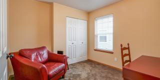 in town Kingston 3 bedroom townhome now available in town Kingston 3 bedroom townhome now available Gallery 12