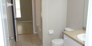 4512 4th St W Gallery 20