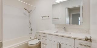 Residence 620 Gallery 94