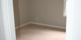 Live at the Center of Modern Conveniences & Entertainment.(500.00 off first full months rent) Live at the Center of Modern Conveniences & Entertainment.(500.00 off first full months rent) Gallery 12