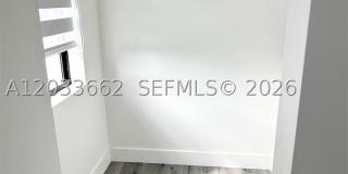 19229 NW 37 Ave Gallery 9