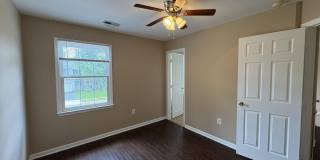 18 NEVILLE Court Gallery 22