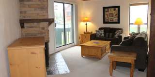 Quaint 1 Bedroom/1 Bath Unit in Wildernest-Wifi, Clubhouse Utilities included Gallery 1