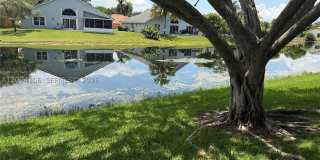 9454 Palm Cir S Gallery 1