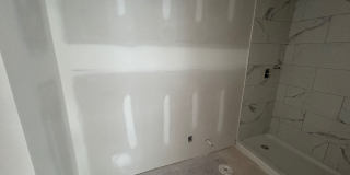 1111 Tree Street Gallery 12