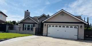 2529 East Four Creeks Court Gallery 1