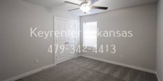 Come check out this Riverwood home in Lowell! Gallery 18