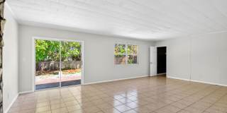 Come see this beautiful 4/2 single family home Gallery 8