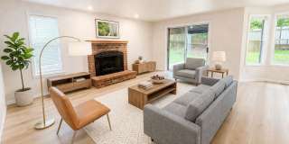 Beautifully Updated West Linn Home Near West Linn High School Gallery 6