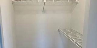 Room in 2 Bedroom Home at Meadow Rose Ln Gallery 3