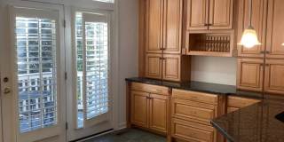 3 Bedroom Townhome in Sterling, with a large complete loft on top floor Gallery 15