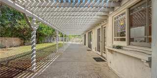 9201 Paso Robles Gallery 49