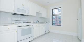 Charming 3 Bedroom-No Broker Fee Gallery 9