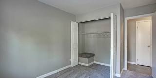 The Henley Apartment Homes Gallery 28