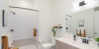 River House Apartments Gallery 9