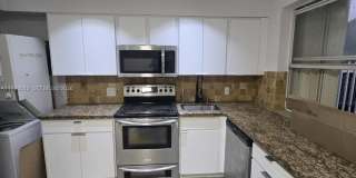 1701 N Treasure Dr Gallery 1