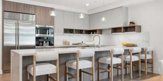 725 N Croft Ave unit: 110 Gallery 12