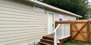 3 Bed House Close to Historical Downtown Bryan Gallery 8