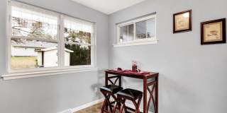 Beautiful 3 Bed, 2 Bath Single Family Home! Gallery 8