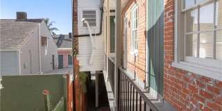732 BURGUNDY Street Gallery 3