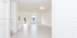 2636 SE 8th Ct Gallery 17