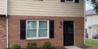 3 Bedroom 2.5 Bath Townhouse Gallery 1