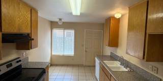 3 Bed 2 bath in Southwest Bakersfield Gallery 7