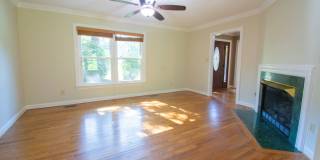 MOVE-IN SPECIAL: Get TWO WEEKS FREE off your first full month’s rent! - Near Methodist University Gallery 9