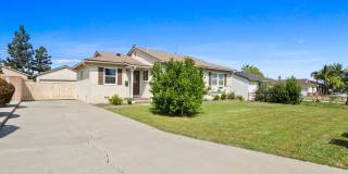 Spacious 3 Bedroom 2 Bath Available Now! Gallery 1