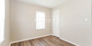 2 bed 1 Bath Single Family Home Available in Columbus! Gallery 9