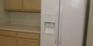 Unfurnished, 1-year long-term rental Gallery 17