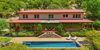 2491 Spring Mountain Road Gallery 58