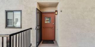 AVAILABLE NOW!! 2 Bed 2 Bath Fully Furnished Condo in Palm Springs! ****MOVE IN SPECIAL! 50% OFF ONE MONTHS RENT**** Gallery 27