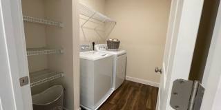 Heron | 3 Bed 2.5 Bath | Garage | 1800 sf | $2726-$2999 | 8, 9, 10, 12, 14, and 15 month lease terms Gallery 200