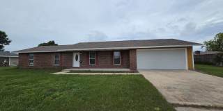 Updated 3 BR|2 BA Home Near TAFB! Gallery 1