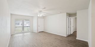 NEWLY-REMODELED 3-BEDROOM HOME IN HERITAGE SUBDIVISION Gallery 7