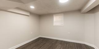 1809 Euclid Avenue Gallery 35