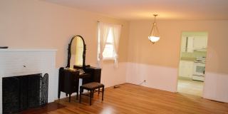 Charming 3 Bed/1.5 Bath in Desirable College Heights Location! Gallery 4
