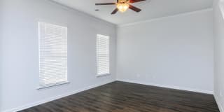 Rivermoor West Apartments Gallery 34