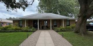 1167 AURORA Place Gallery 1